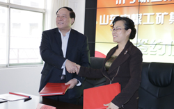 济宁职业技术学院与中煤集团签署校企合作协议
