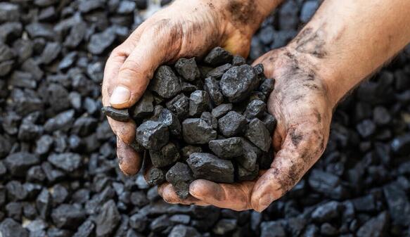 IEA：2022年全球煤炭使用预增1.2% 首次超80亿吨